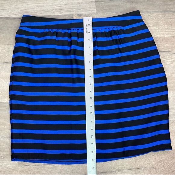 Dalia Collection Striped Pleat Front Pencil Skirt Royal Blue & Black 6 - Picture 9 of 9
